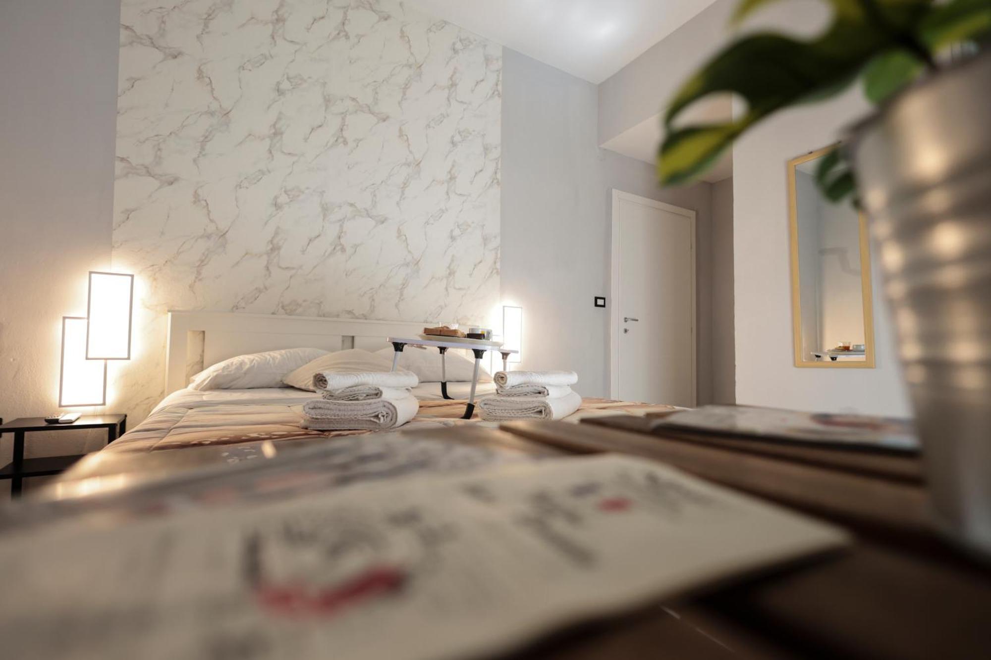Couette-café A Cartulina E Napule *